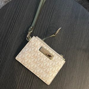 michael kors card holder